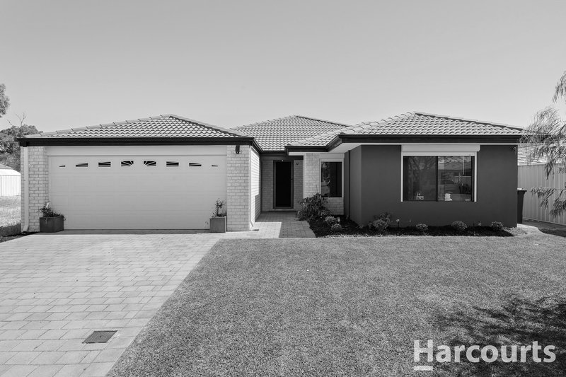 12 Calder Nook, Lakelands WA 6180