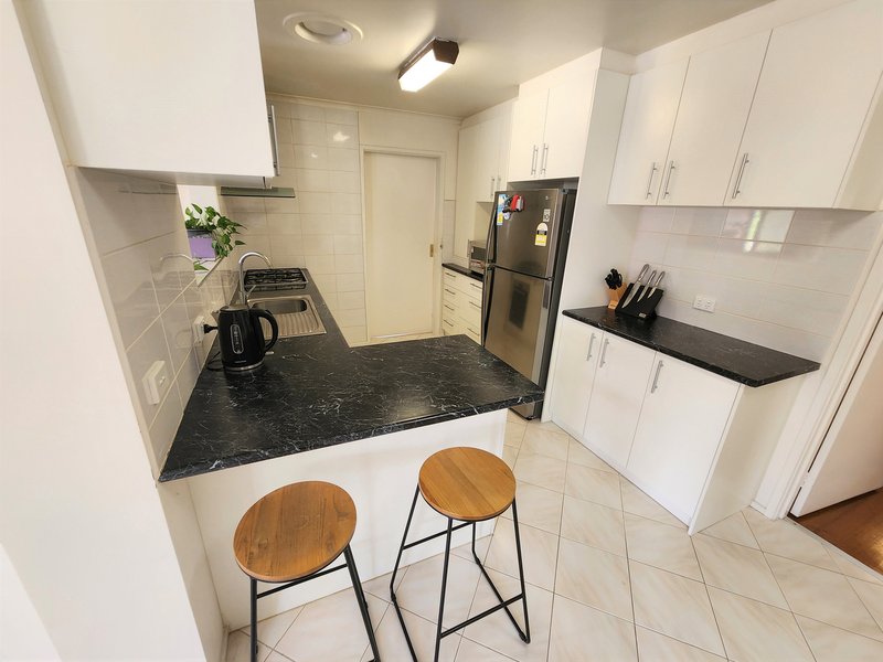 Photo - 12 Caledonian Court, Keysborough VIC 3173 - Image 4