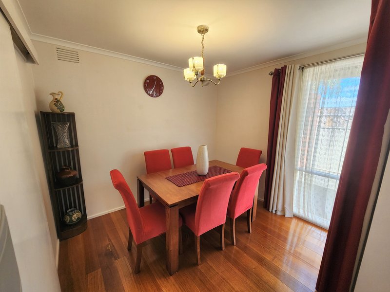 Photo - 12 Caledonian Court, Keysborough VIC 3173 - Image 11