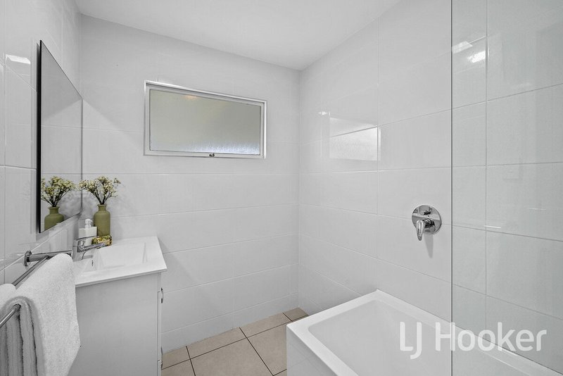 Photo - 12 Callard Street, Acacia Ridge QLD 4110 - Image 15