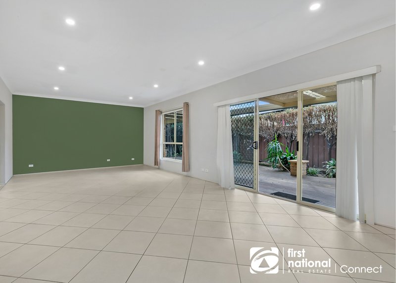 Photo - 12 Camellia Place, Lalor Park NSW 2147 - Image 3