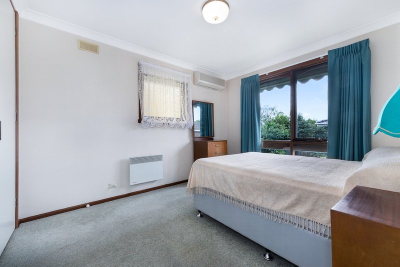 Photo - 1/2 Cameron Street, Mount Waverley VIC 3149 - Image 5