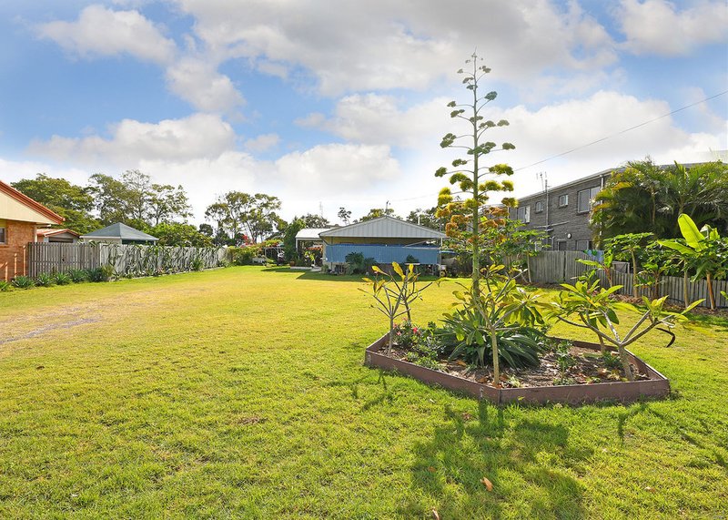 12 Campbell Street, Torquay QLD 4655