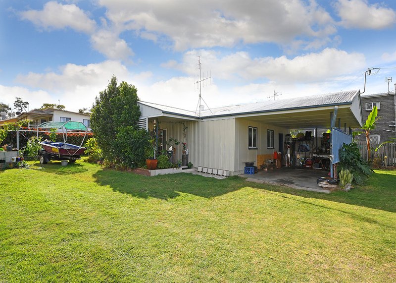 Photo - 12 Campbell Street, Torquay QLD 4655 - Image 6