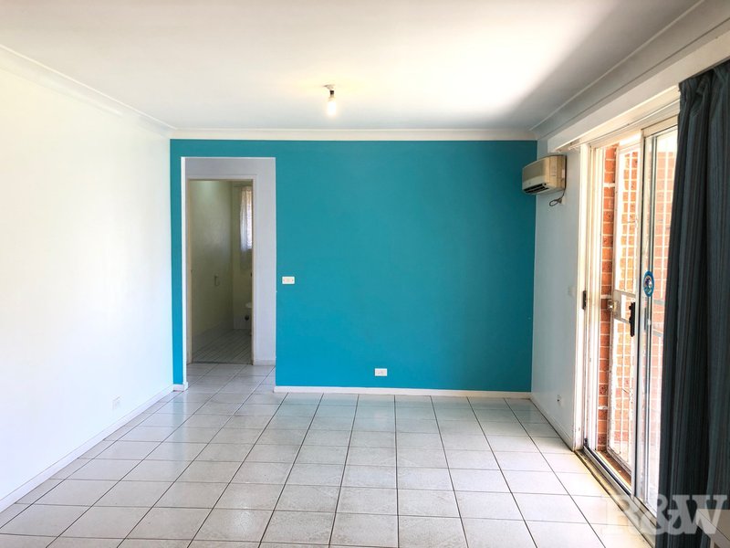 Photo - 12 Camphorlaurel Court, Doonside NSW 2767 - Image 6