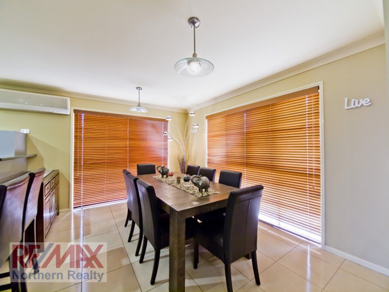 Photo - 12 Candella Ct , Eatons Hill QLD 4037 - Image 9