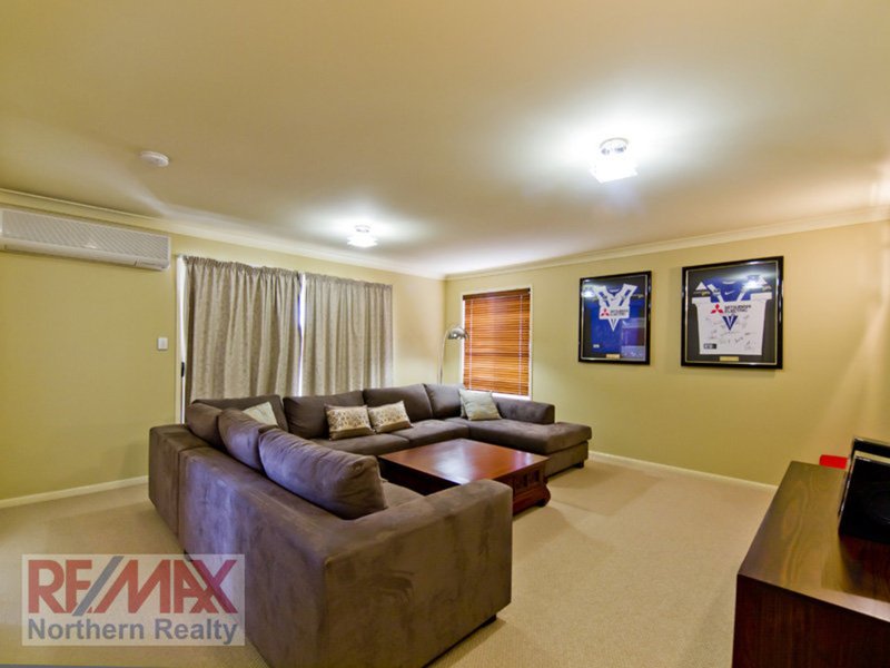 Photo - 12 Candella Ct , Eatons Hill QLD 4037 - Image 14