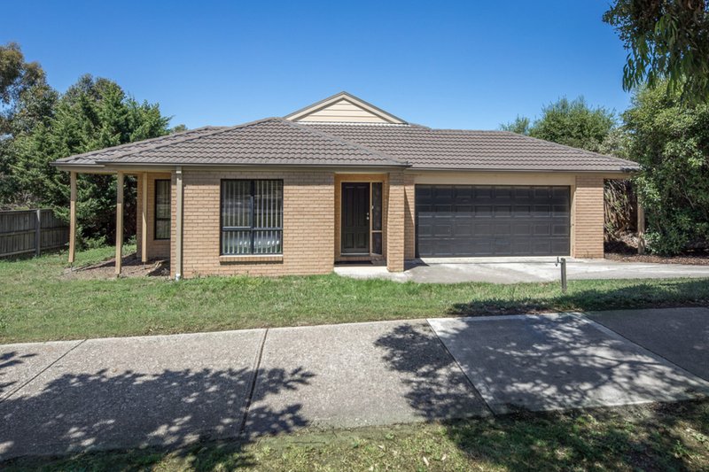 12 Canterbury Avenue, Sunbury VIC 3429