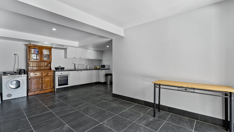 Photo - 12 Canterbury Lane, Bethania QLD 4205 - Image 9