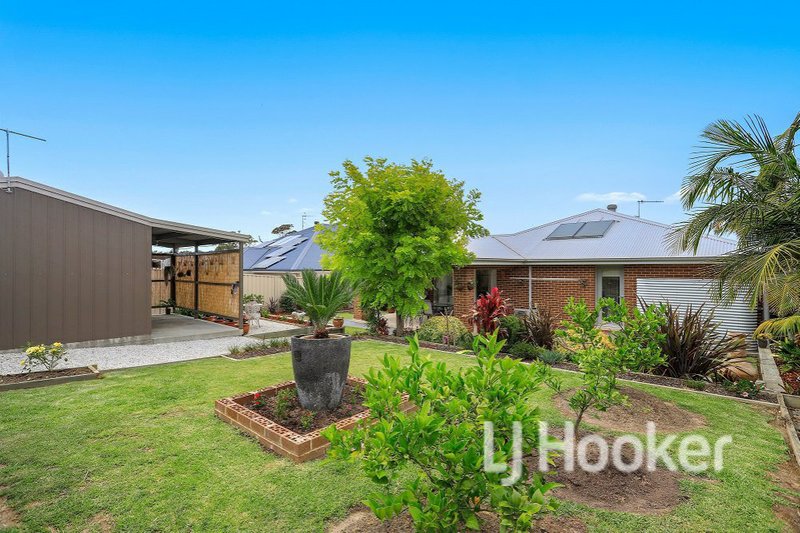 Photo - 12 Capeland Avenue, Sanctuary Point NSW 2540 - Image 11