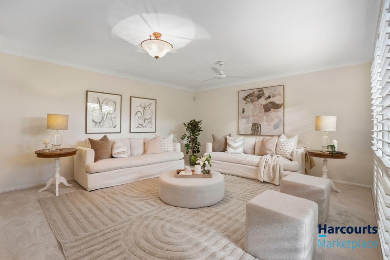 Photo - 12 Carissa Street, Sinnamon Park QLD 4073 - Image 4