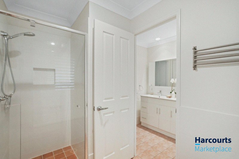 Photo - 12 Carissa Street, Sinnamon Park QLD 4073 - Image 14