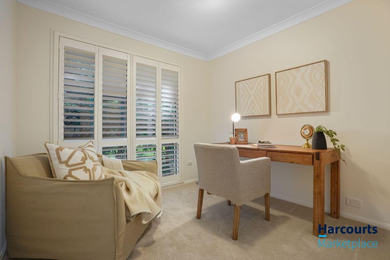 Photo - 12 Carissa Street, Sinnamon Park QLD 4073 - Image 15