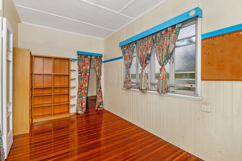 Photo - 12 Carlson Avenue, Maryborough QLD 4650 - Image 5