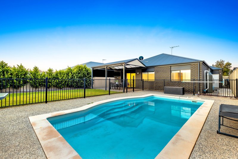 Photo - 12 Carmela Avenue, Angle Vale SA 5117 - Image 33