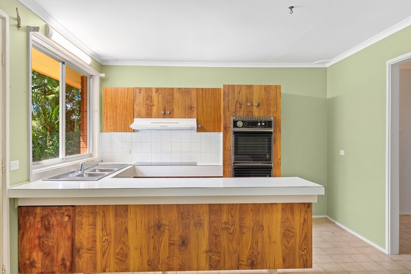 Photo - 12 Carramar Cres , Winmalee NSW 2777 - Image 9