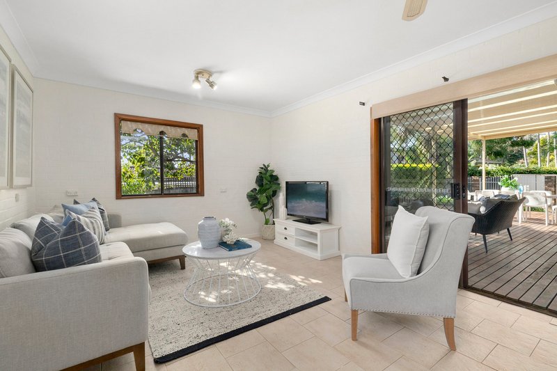 Photo - 12 Carramar Grove, Terrey Hills NSW 2084 - Image 6