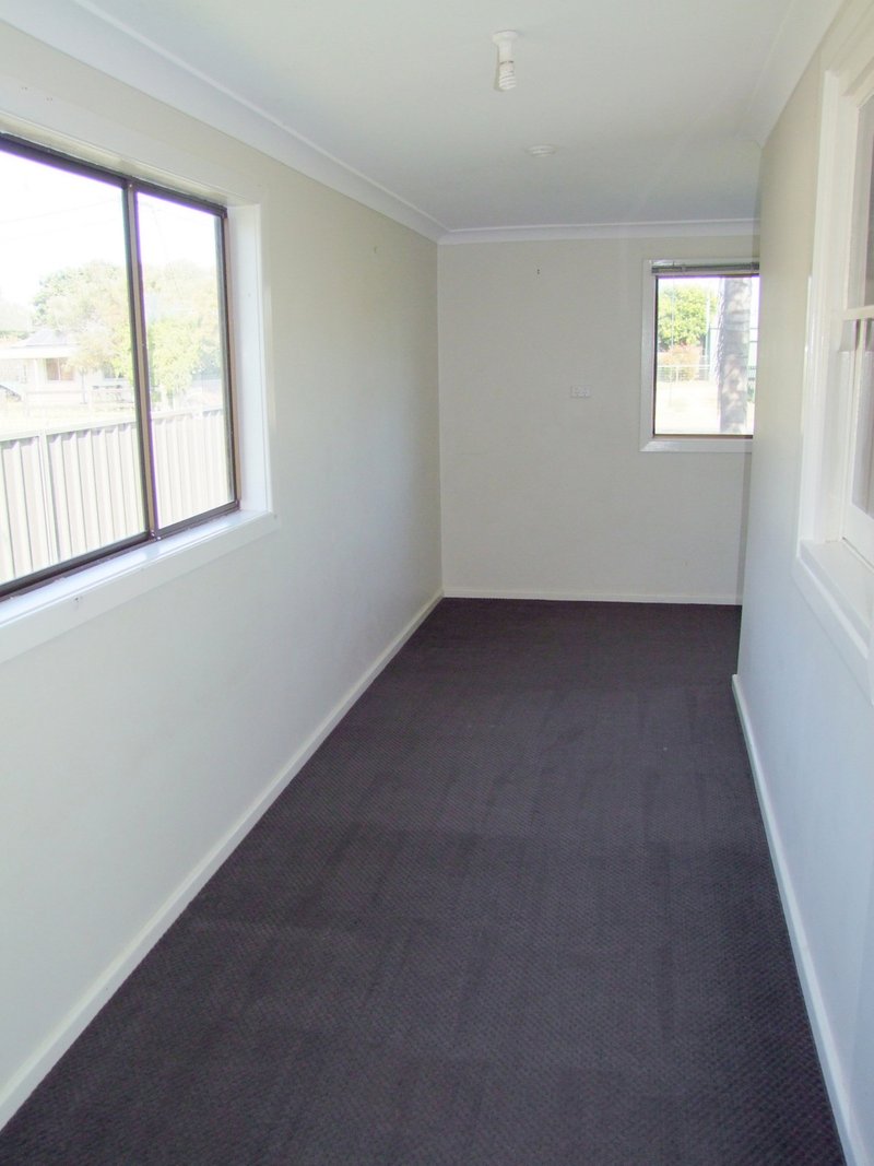 Photo - 12 Carrington Street, Singleton NSW 2330 - Image 7