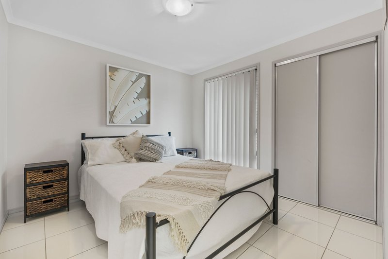 Photo - 12 Carter Street, Pacific Pines QLD 4211 - Image 14