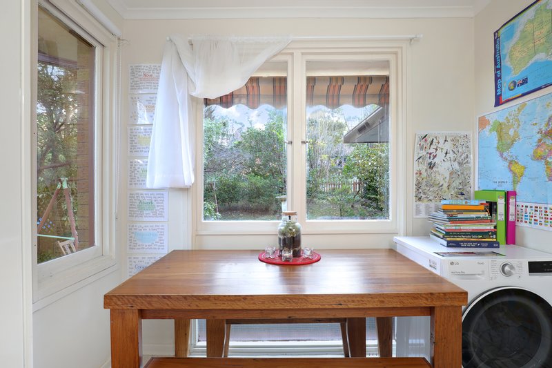 Photo - 12 Cascade Street, Wentworth Falls NSW 2782 - Image 5