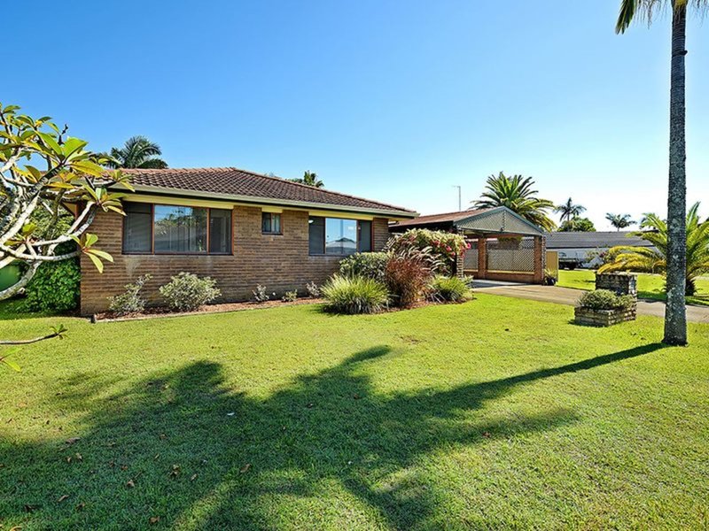 Photo - 12 Cassia Ct , Palm Beach QLD 4221 - Image 2