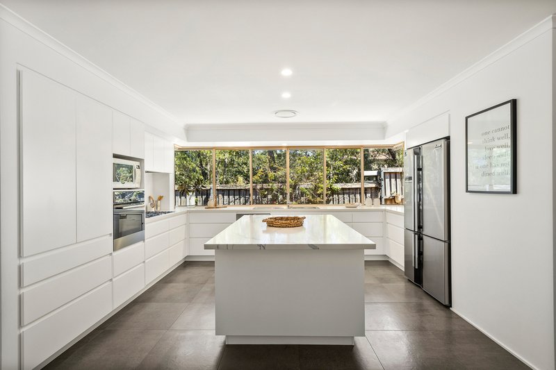 Photo - 12 Casuarina Place, Figtree NSW 2525 - Image 2