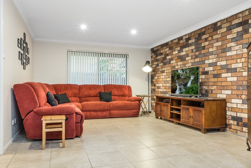 Photo - 12 Ceccato Drive, Murrumba Downs QLD 4503 - Image 11