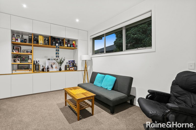 Photo - 12 Celeste Street, Mickleham VIC 3064 - Image 10