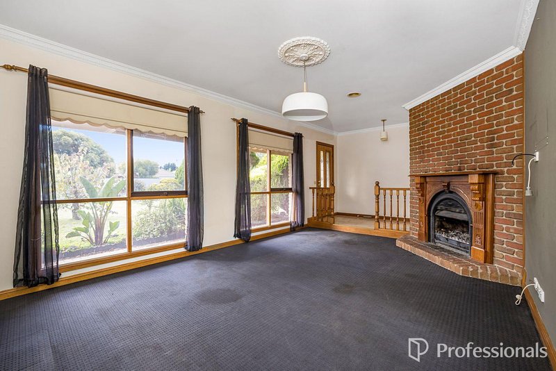 Photo - 12 Central Road, Hampton Park VIC 3976 - Image 2