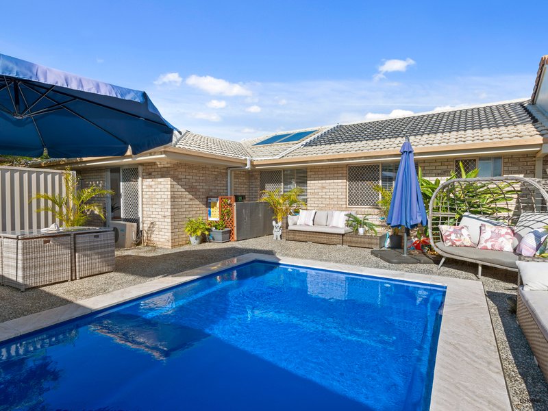 1/2 Chardonnay Crescent, Tweed Heads South NSW 2486