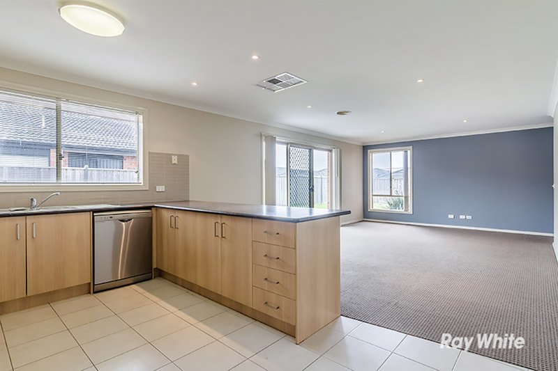 12 Charlbury Crescent, Cranbourne North VIC 3977 Real Estate Industry