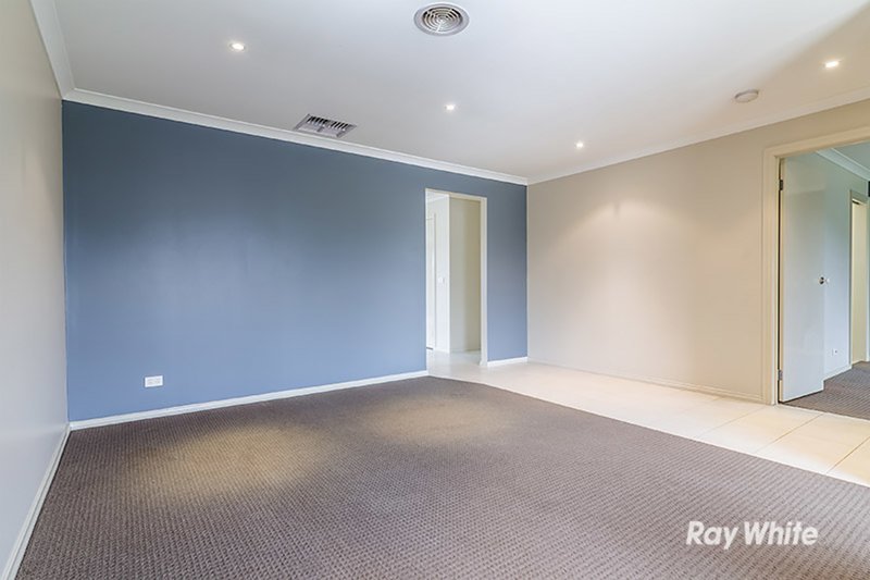 12 Charlbury Crescent, Cranbourne North VIC 3977 Real Estate Industry
