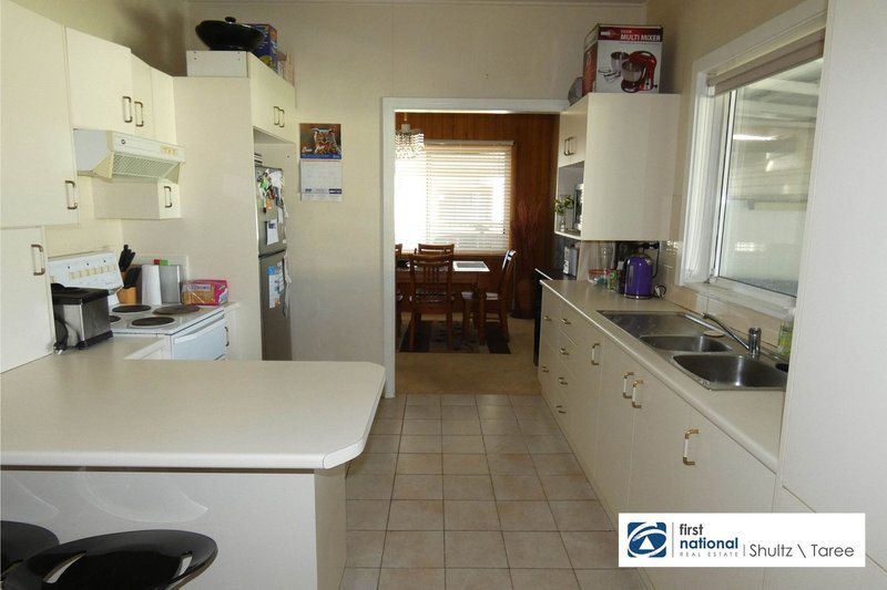 Photo - 12 Chatham Avenue, Taree NSW 2430 - Image 5