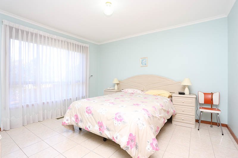 Photo - 12 Chelsea Court, Thomastown VIC 3074 - Image 6