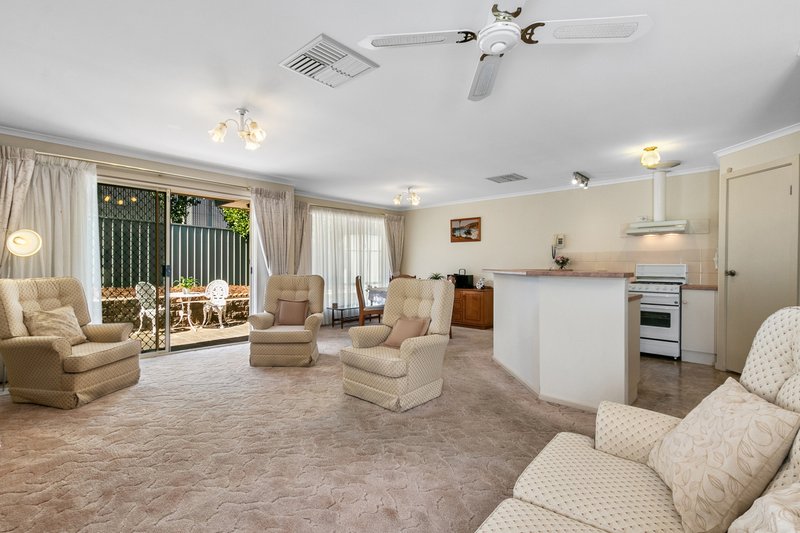 Photo - 12 Cherrybrook Drive, Morphett Vale SA 5162 - Image 4