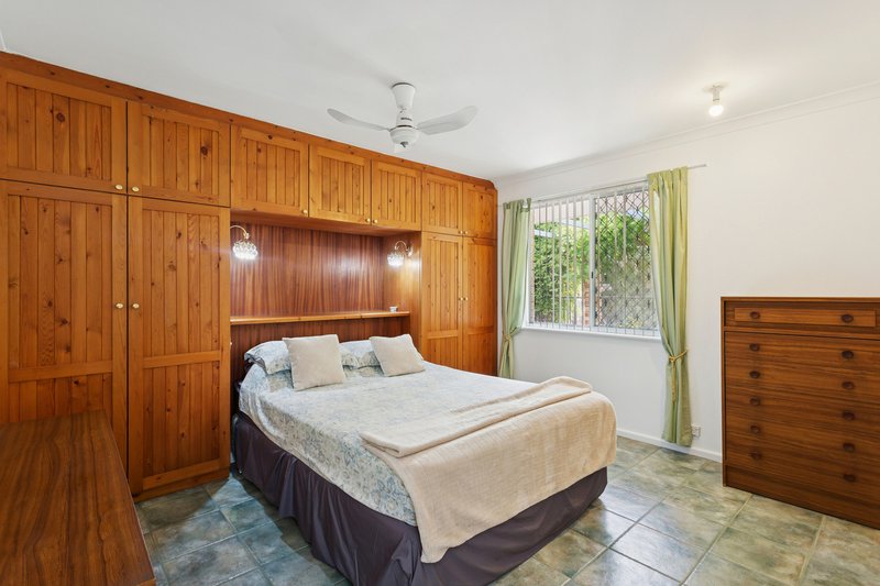 Photo - 12 Chevalier Way, Thornlie WA 6108 - Image 13