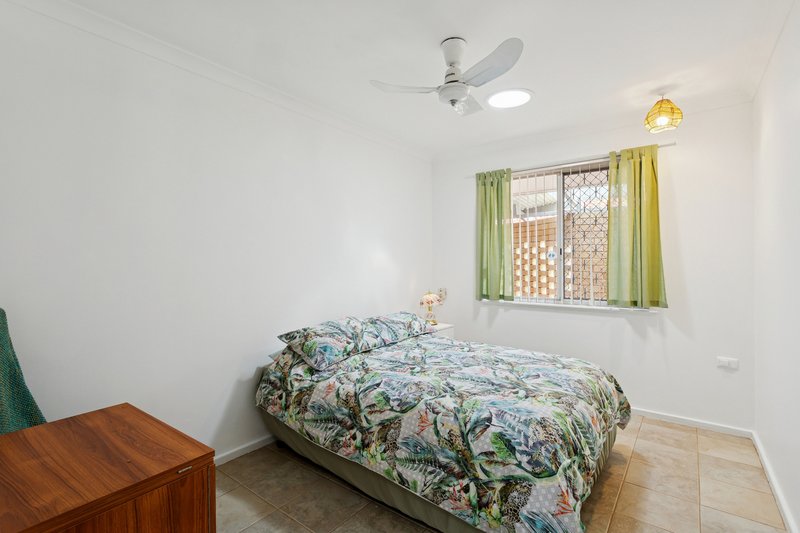 Photo - 12 Chevalier Way, Thornlie WA 6108 - Image 14