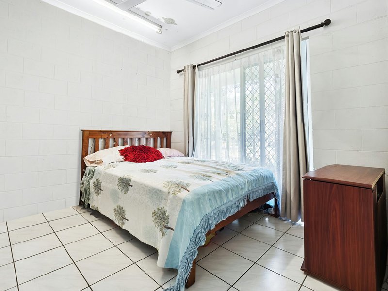 Photo - 12 Cheviot Street, Smithfield QLD 4878 - Image 10