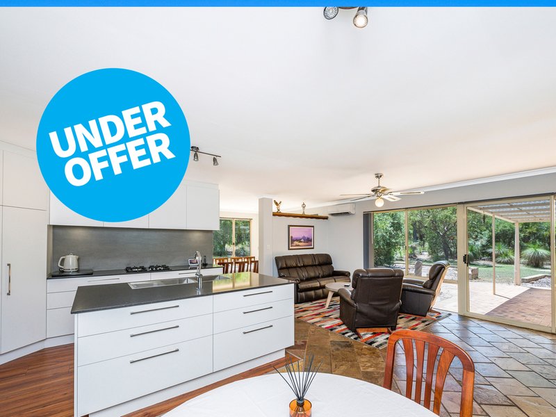 Photo - 12 Chianina Place, Lower Chittering WA 6084 - Image 1