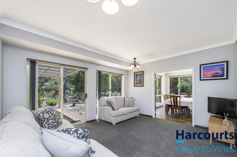 Photo - 12 Chianina Place, Lower Chittering WA 6084 - Image 8