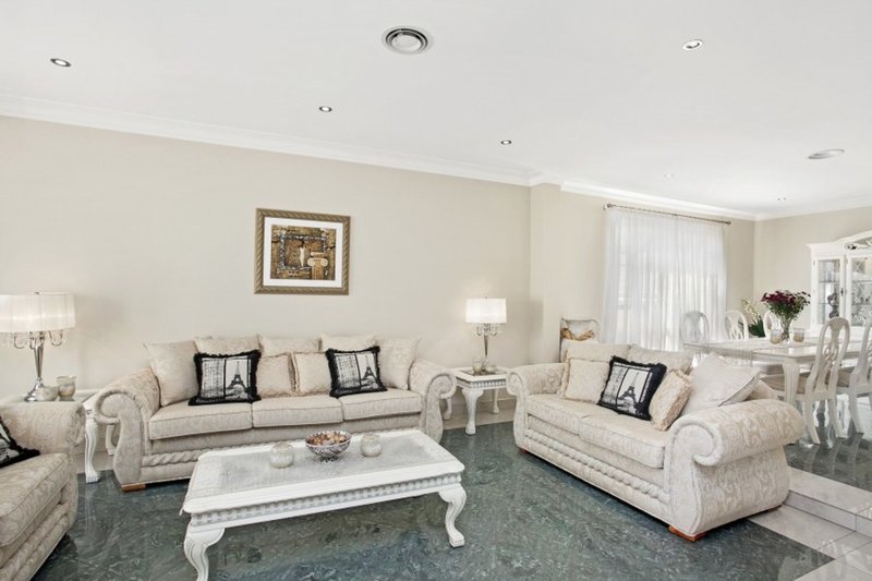 Photo - 12 Chianti Court, Glenwood NSW 2768 - Image 4