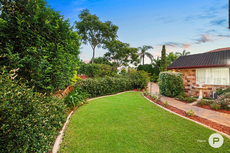 Photo - 12 Christopher Place, Sinnamon Park QLD 4073 - Image 13