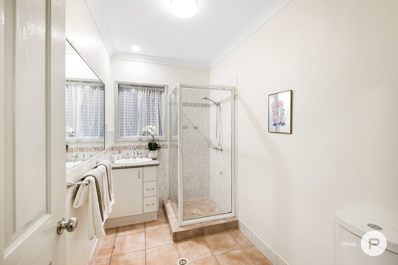 Photo - 12 Christopher Place, Sinnamon Park QLD 4073 - Image 20