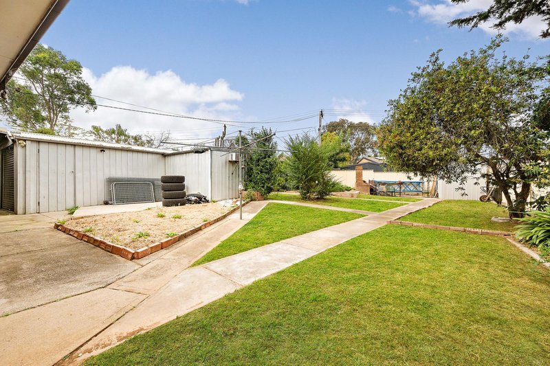 Photo - 12 Chuculba Crescent, Giralang ACT 2617 - Image 10