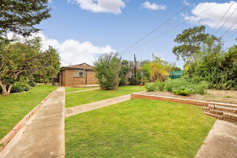 Photo - 12 Chuculba Crescent, Giralang ACT 2617 - Image 13