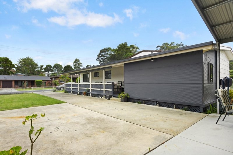 Photo - 12 Clare Crescent, Batehaven NSW 2536 - Image 6