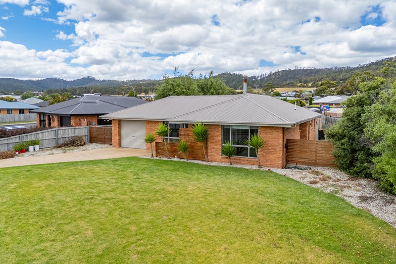 12 Clarence Crescent, Rokeby TAS 7019