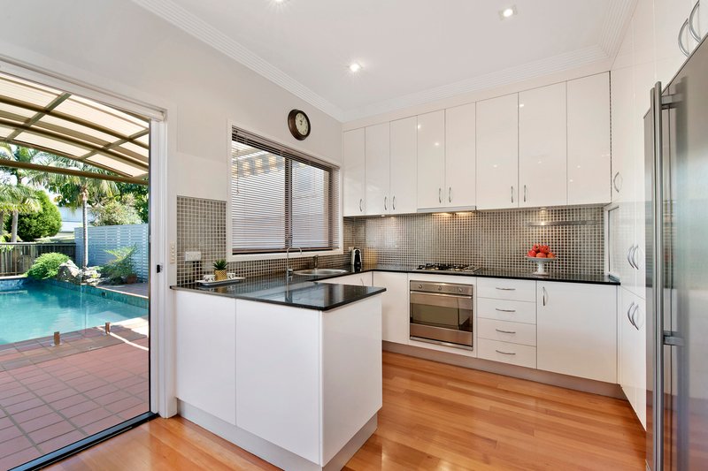 Photo - 12 Claudare Street, Collaroy Plateau NSW 2097 - Image 3