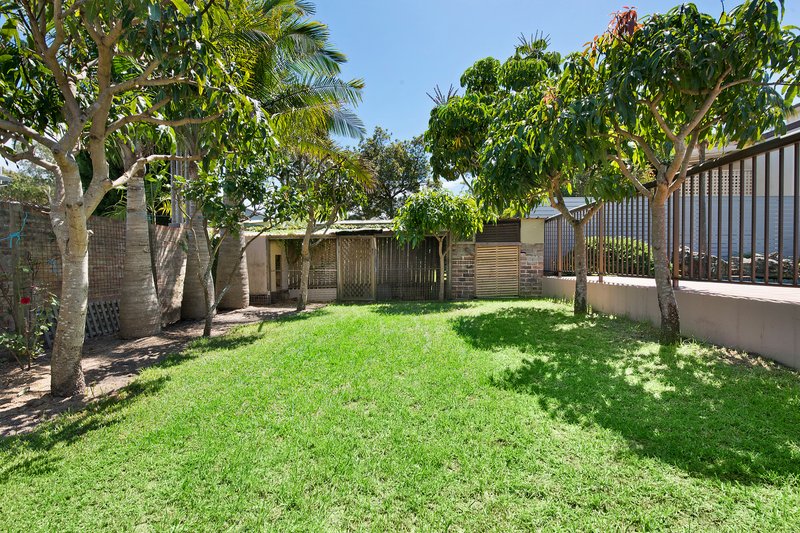 Photo - 12 Claudare Street, Collaroy Plateau NSW 2097 - Image 4