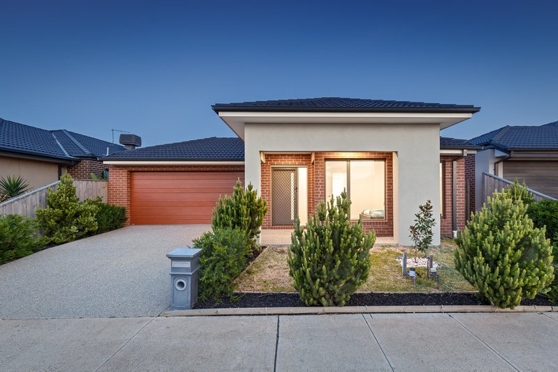 12 Clavell Crescent, Wollert VIC 3750